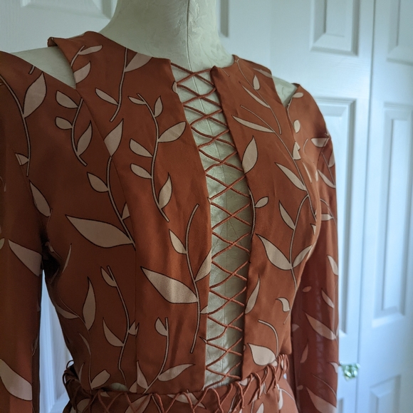 Cutout Finders Mini Dress 👗 - Picture 6 of 7